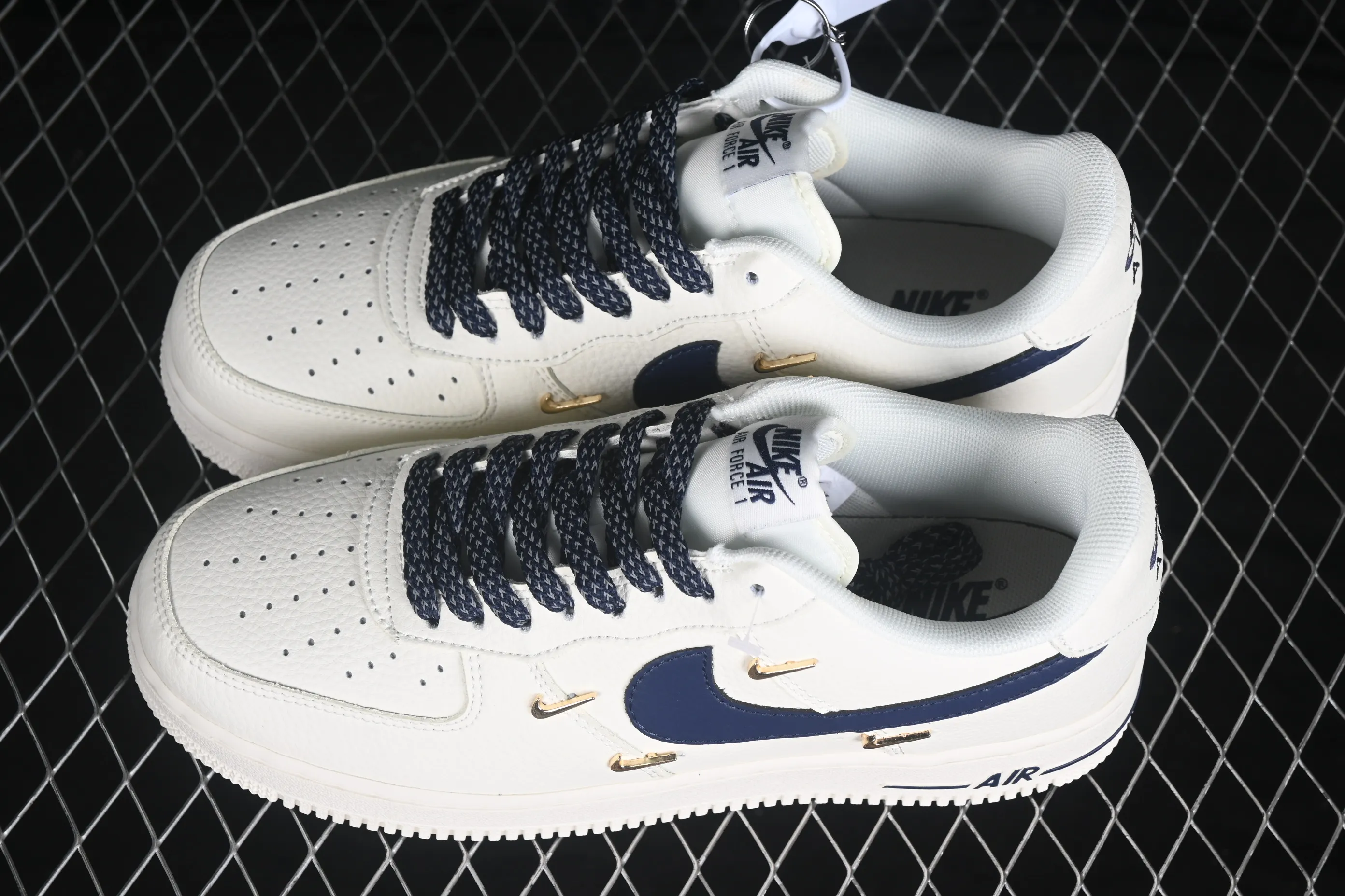 All categories Nk Air Force 1 Air Force series Nk Air Force 1 Low Air Force low-top Nike Air Force 1'07 Low joint model Air Force 1 low-top casual sneakers DN9688-127